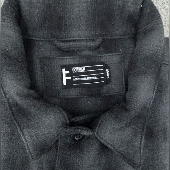 Former | Manners Flannel | Large |‎ Like New!! - Picture 2 of 6